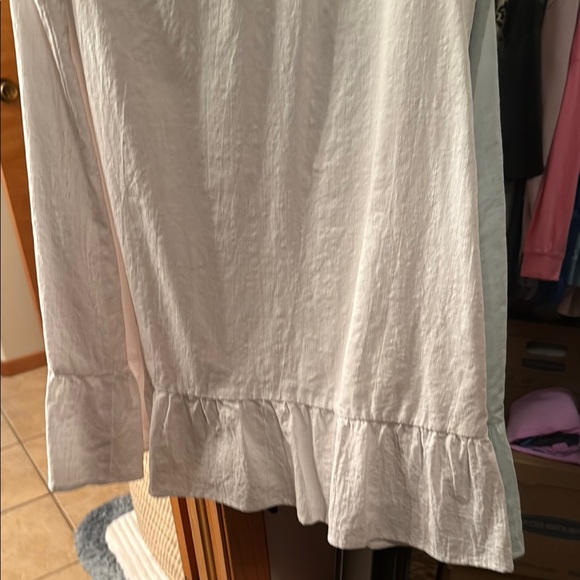 White Woman’s Dress with Colorful Embroidery - Picture 6 of 16